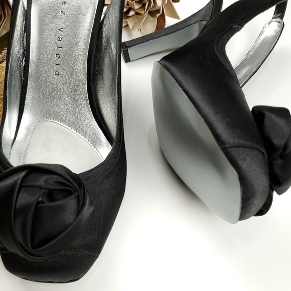 Martinez Valero Blk ButtonBow BabyDoll Slingback 9 - Picture 12 of 15